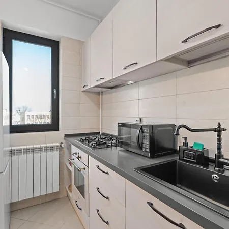 Apartment Sky Terrace 1br With Balcony Near Bulevardul Unirii Bucharest