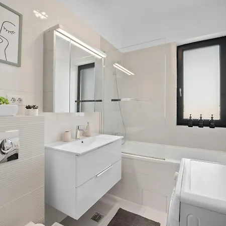 Sky Glass Terrace 1br Unirii Square * ブカレスト